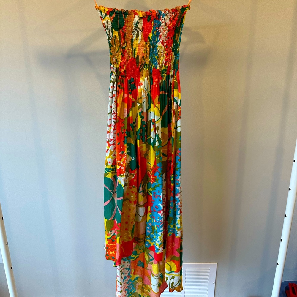 Exclusive Toni Richard’s strapless summer dress